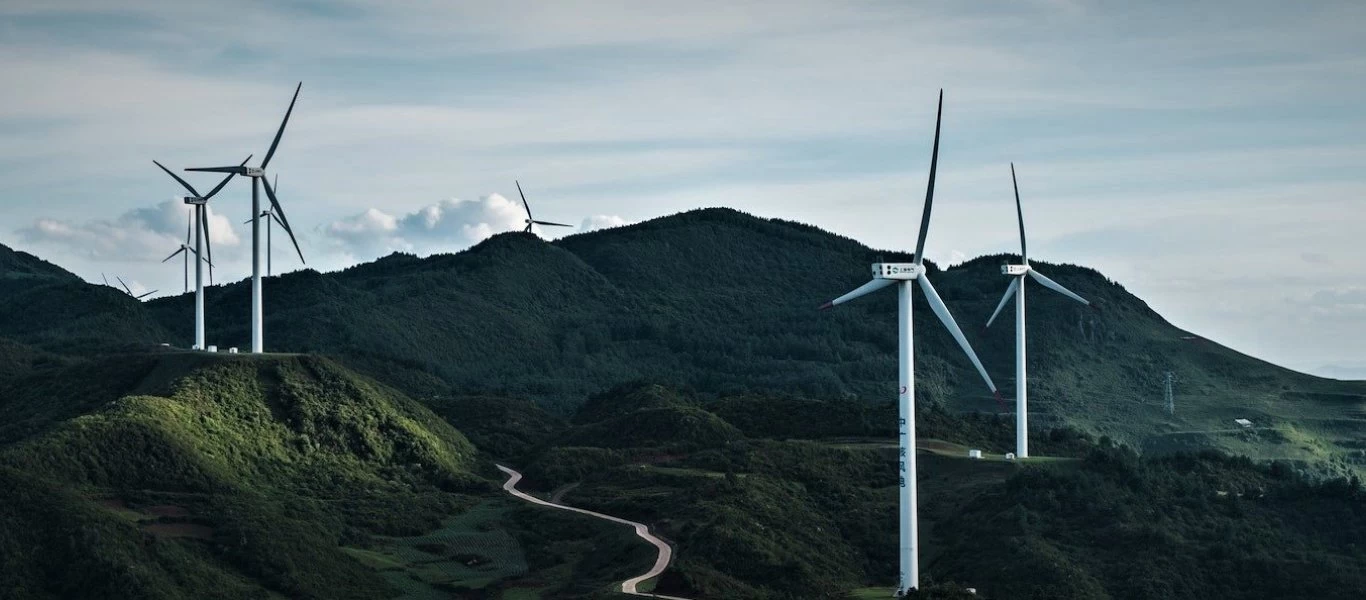 Καταστροφή στα Γεράνεια και «Aιολικά Πάρκα»: Οι συμπτώσεις και ο ρόλος των ολιγαρχών